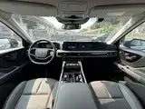 Photo 21 - Lincoln Aviator