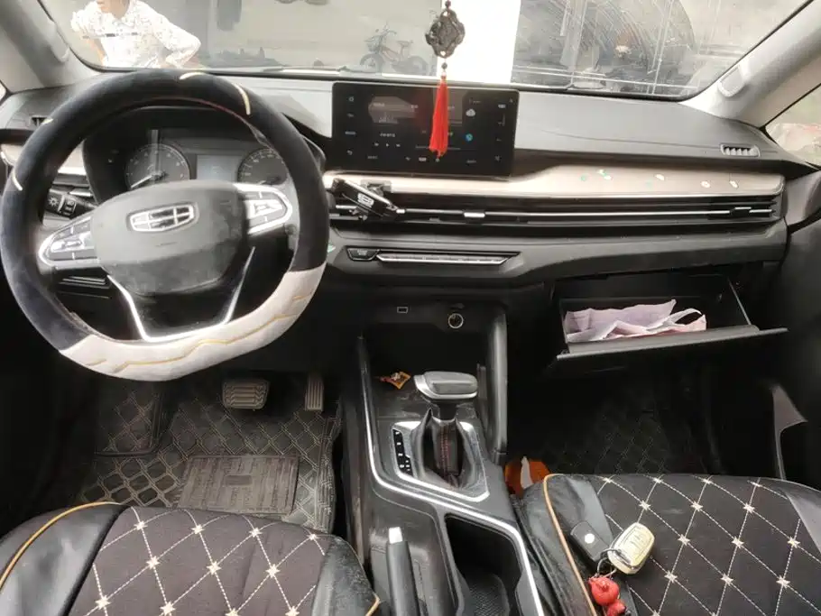 Geely Vision X3 2022 2021 PRO 1.5L CVT Premium