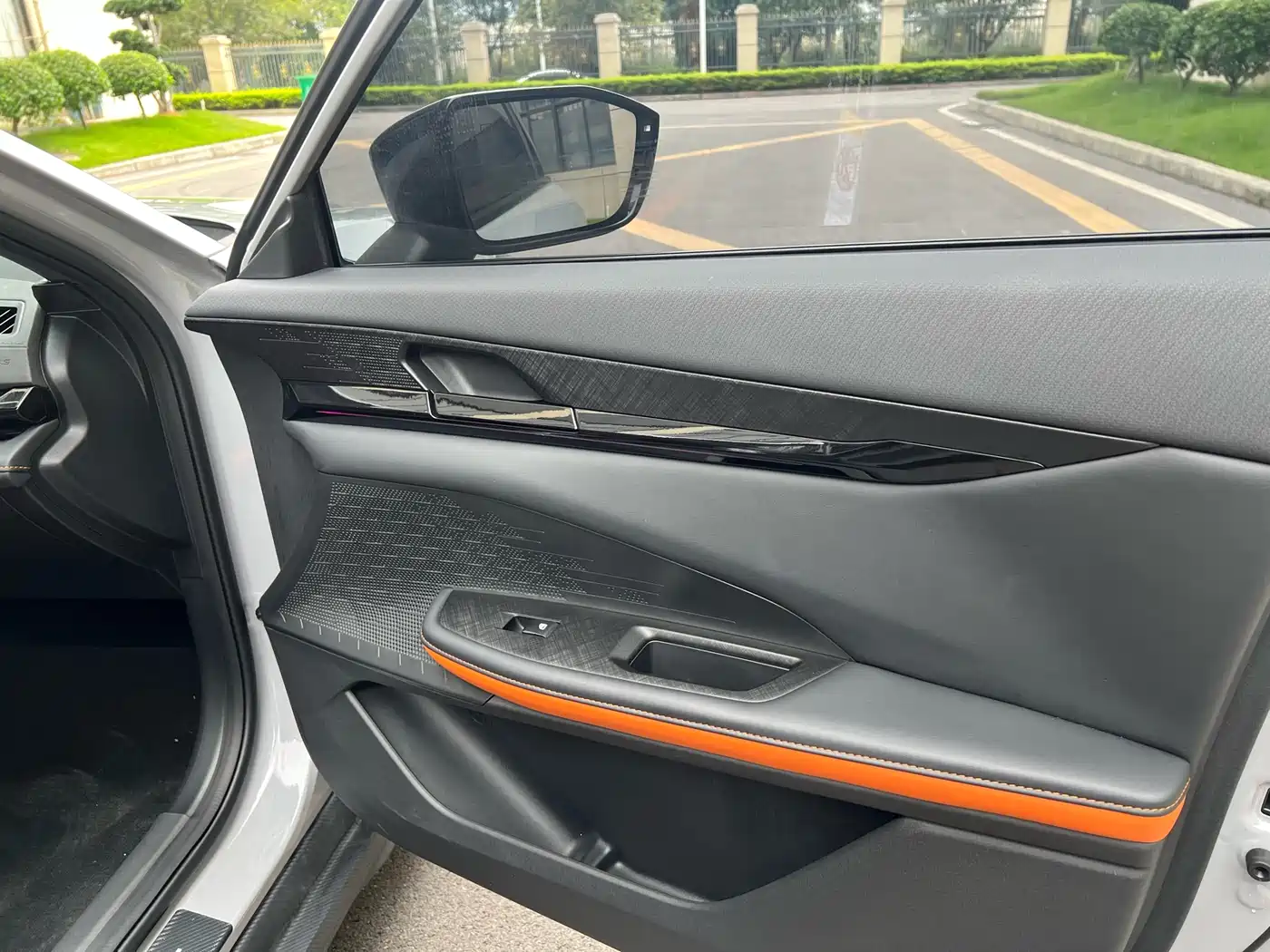CHANGAN UNI-V
