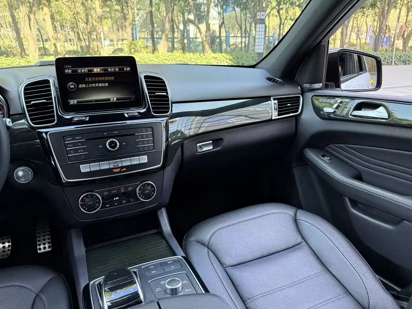 Mercedes-Benz GLE 2017 GLE 450 AMG 4MATIC фото 9