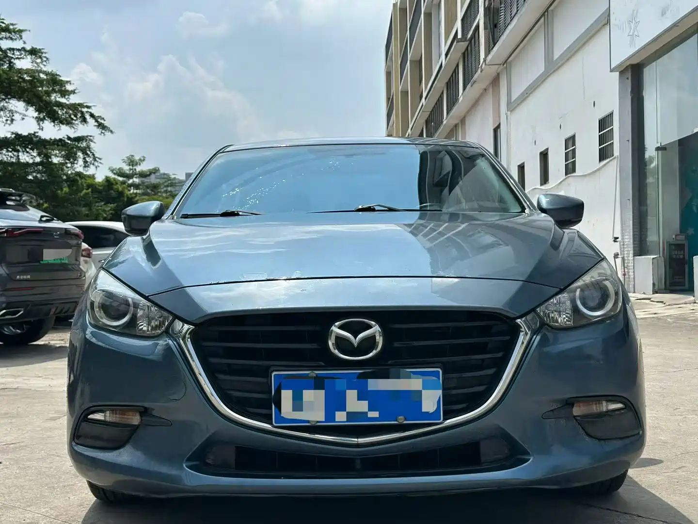 صورة 2 - Mazda Mazda 3
