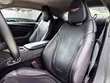 Фото 6 - Aston Martin DB11