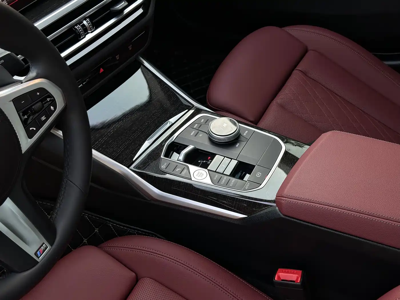 BMW 3 Series 2023 325Li M Sport Package фото 16