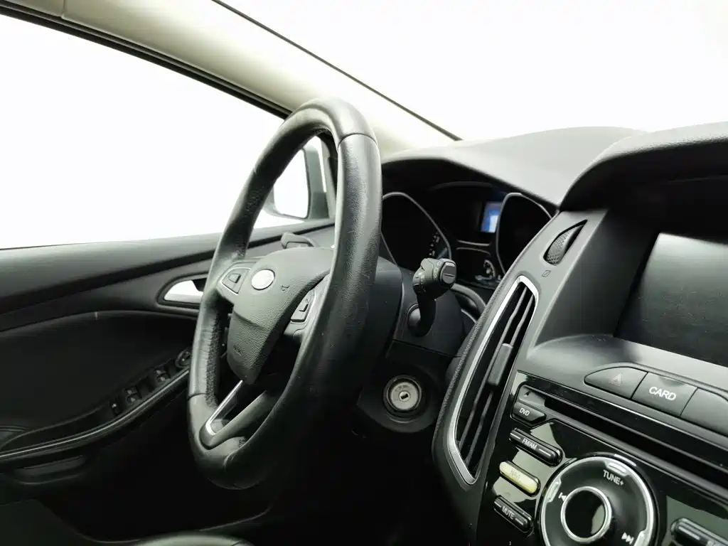 Photo 22 - Ford Focus