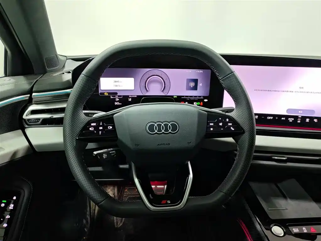 AUDI A5L