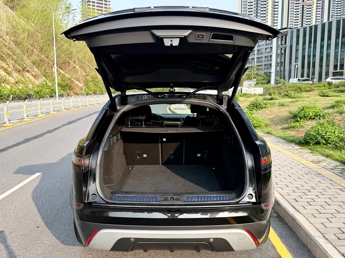 Land Rover Range Rover Velar 2019 250PS R-DYNAMIC S фото 8