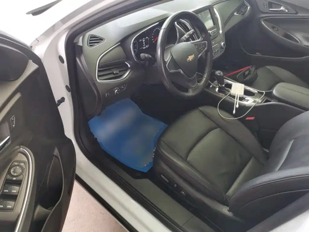 Chevrolet Malibu XL 2017 1.5T Auto Sport Edition фото 12