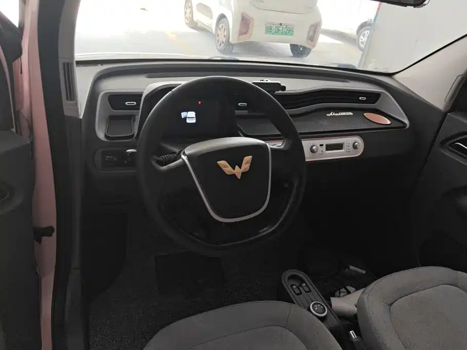 Фото 12 - Wuling Motors Hongguang MINIEV