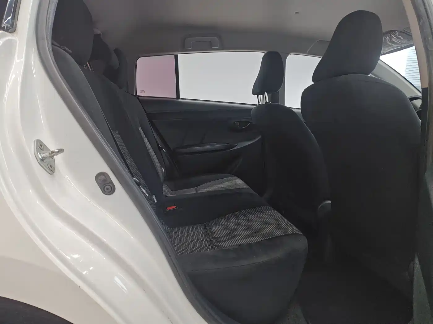 Toyota Vios FS 2017 1.5L CVT Fengchi Edition фото 11