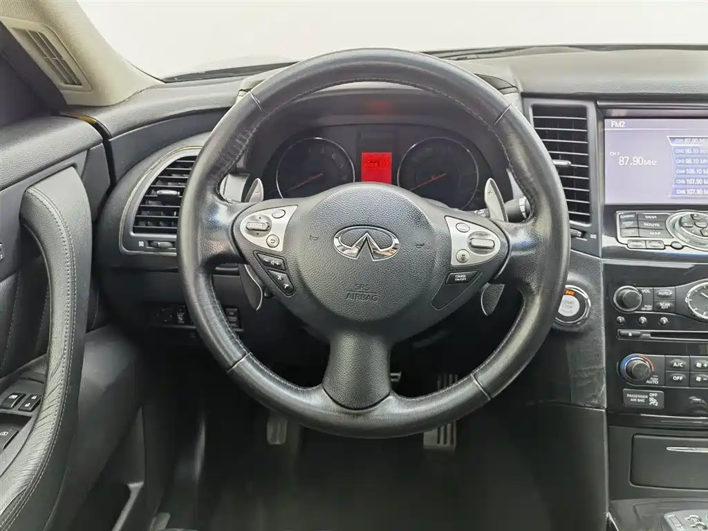 Infiniti FX 2011 FX35 Premium фото 11