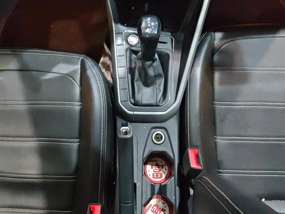 Volkswagen Polo 2021 Plus 1.5L Automatic Panorama Enjoyment Edition фото 16