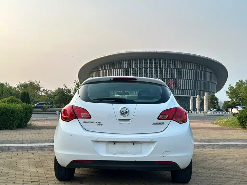 Фото 5 - Buick Excelle