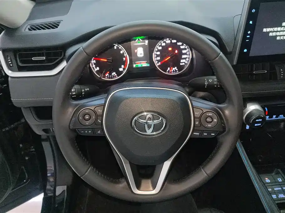 Toyota Wildlander 2022 2.0L CVT AWD Luxury PLUS Edition фото 15