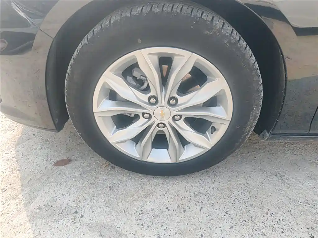 Chevrolet Malibu XL 2023 1.5T RS Edition фото 25