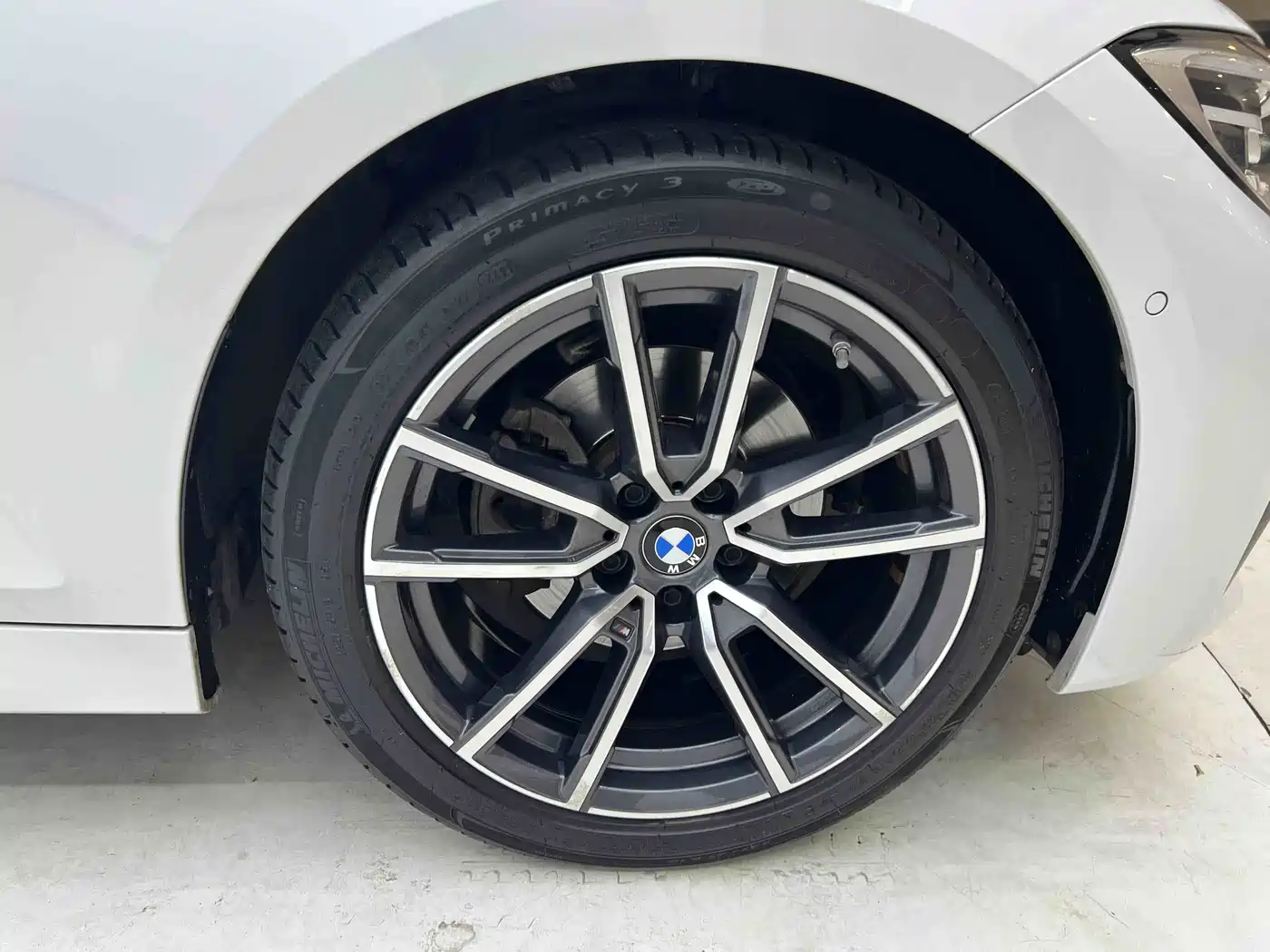 BMW 3 Series 2020 325Li M Sport Package фото 7