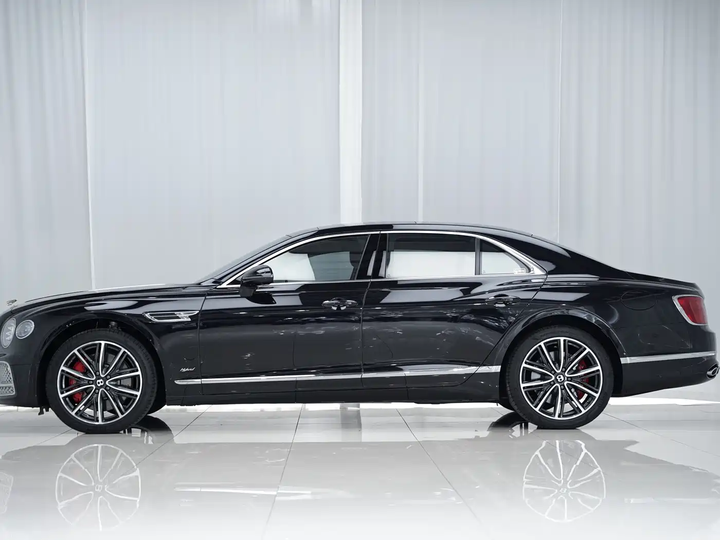 BENTLEY FLYING SPUR PLUG IN HYBRID