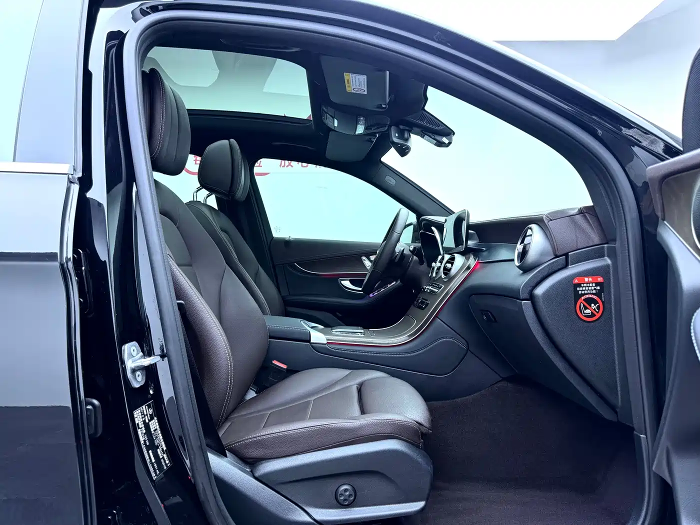 Mercedes-Benz GLC 2020 Facelift GLC 260 L 4MATIC Luxury фото 15