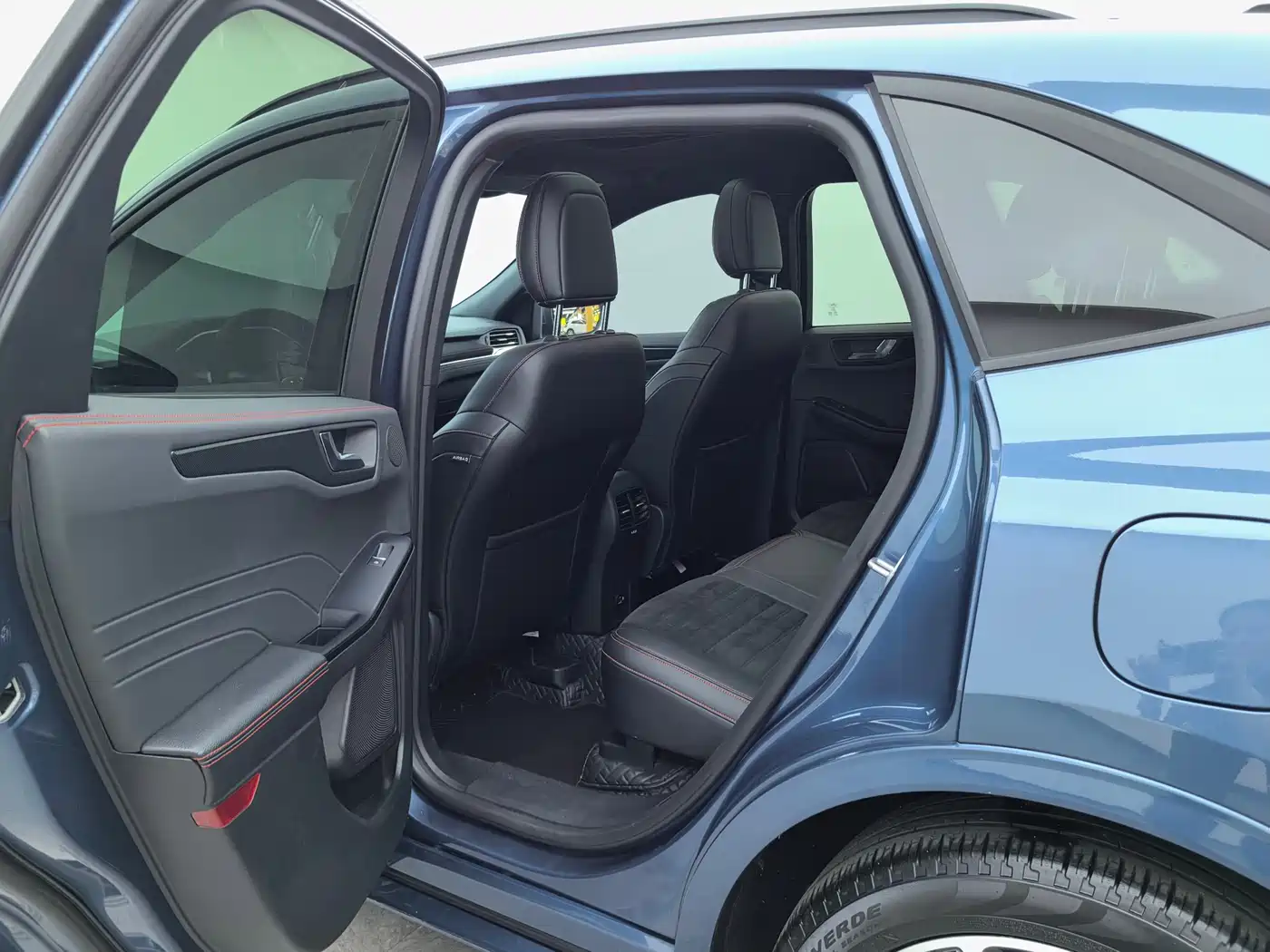 Ford Escape 2022 2020 EcoBoost 245 AWD ST-LINE