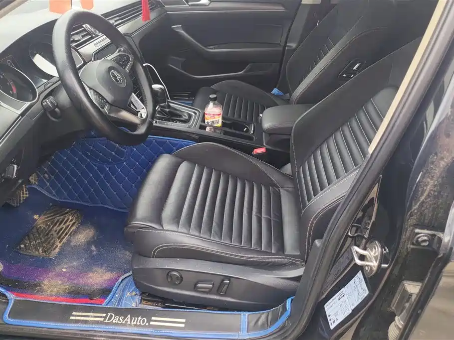 Volkswagen Magotan 2020 330TSI DSG Leading фото 9
