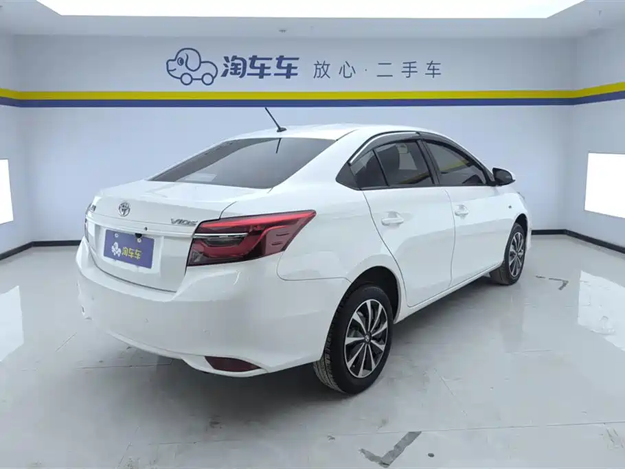 Toyota Vios 2021 1.5L CVT Chuangxing Edition фото 3