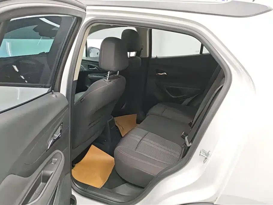 Buick Encore 2017 18T Automatic 2WD Urban Leading фото 11
