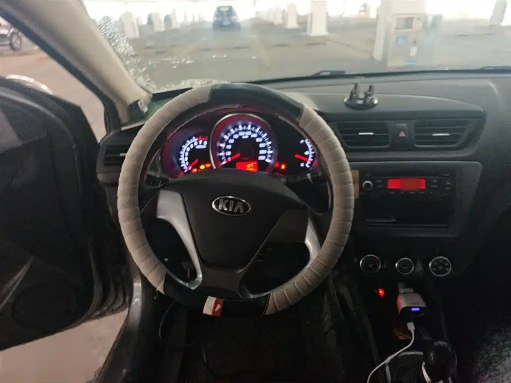 Kia K2 2015 Sedan 1.4L MT GLS фото 6