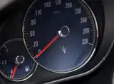 Photo 12 - Maserati Quattroporte