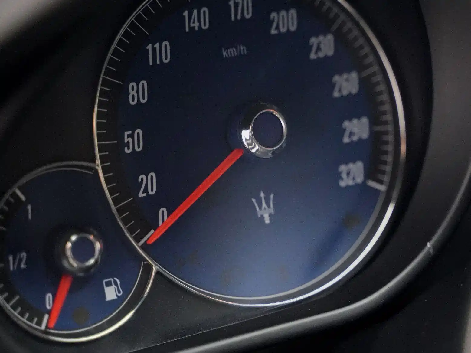 Photo 12 - Maserati Quattroporte