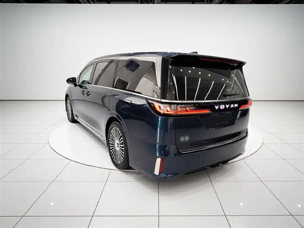 Voyah Auto Voyah Dreamer 2025 PHEV AWD Flagship Kunpeng Edition фото 5