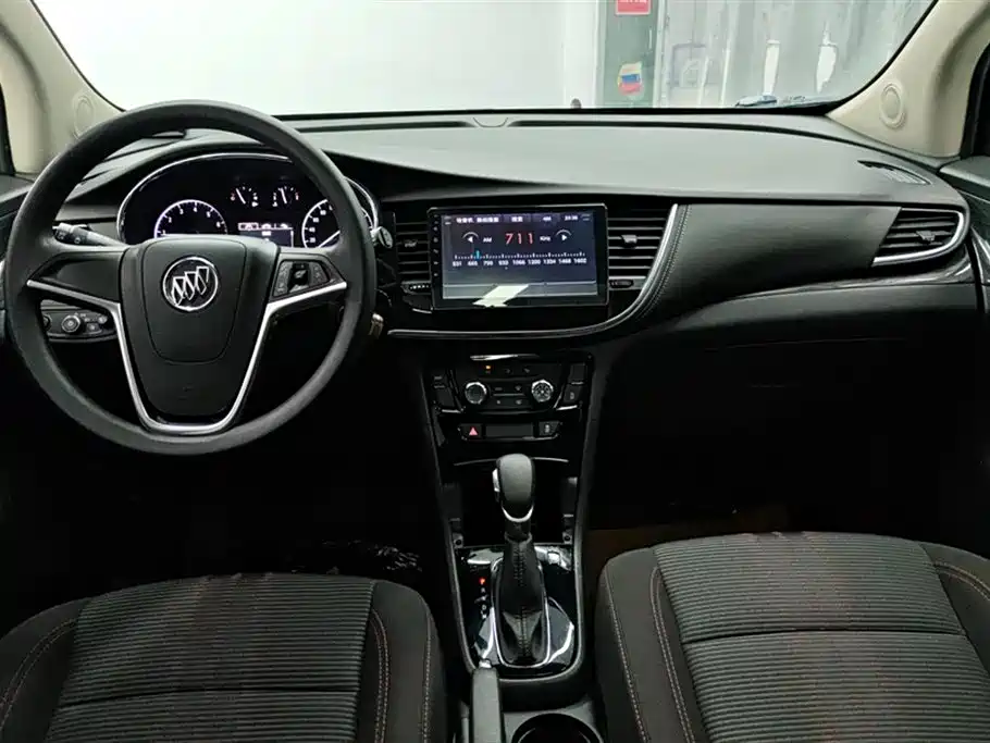 Buick Encore 2017 18T Automatic 2WD Urban Leading фото 12