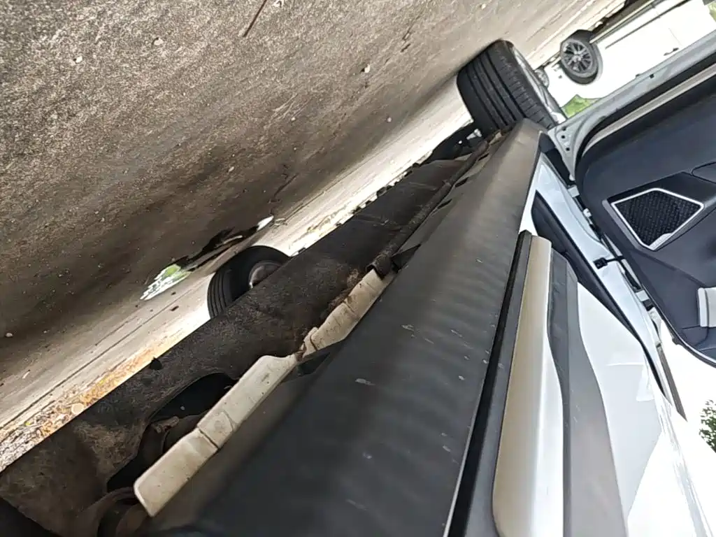 Фото 22 - Geely Atlas