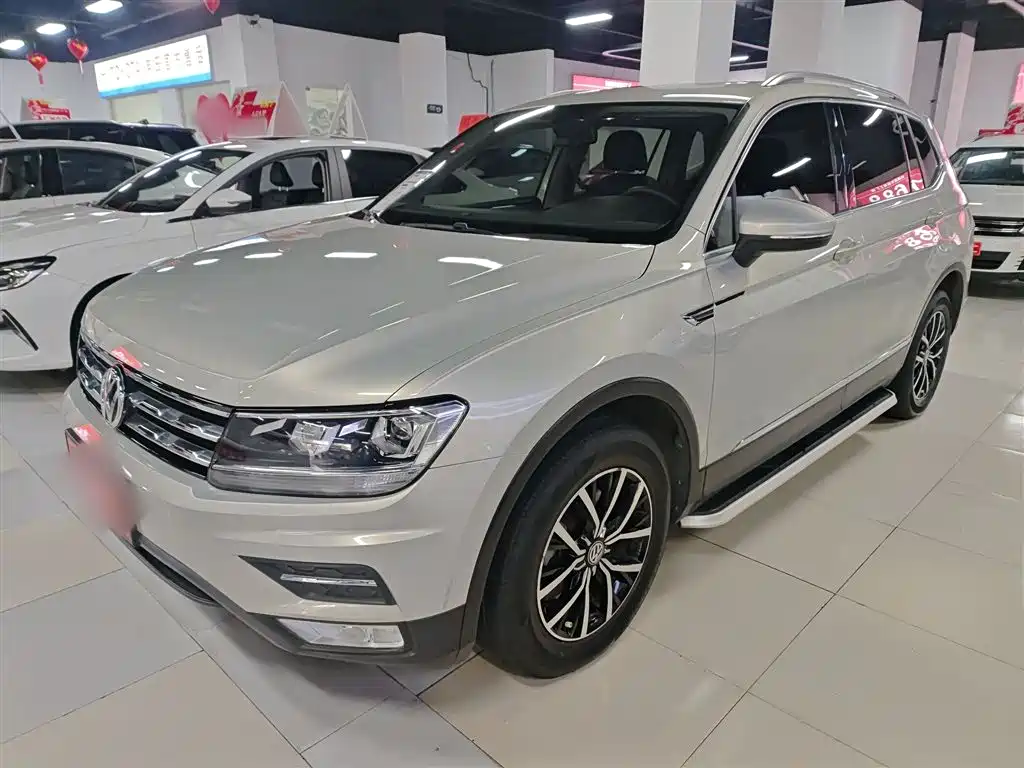 Volkswagen Tiguan L 2017 330TSI Automatic 2WD Luxury Edition фото 2