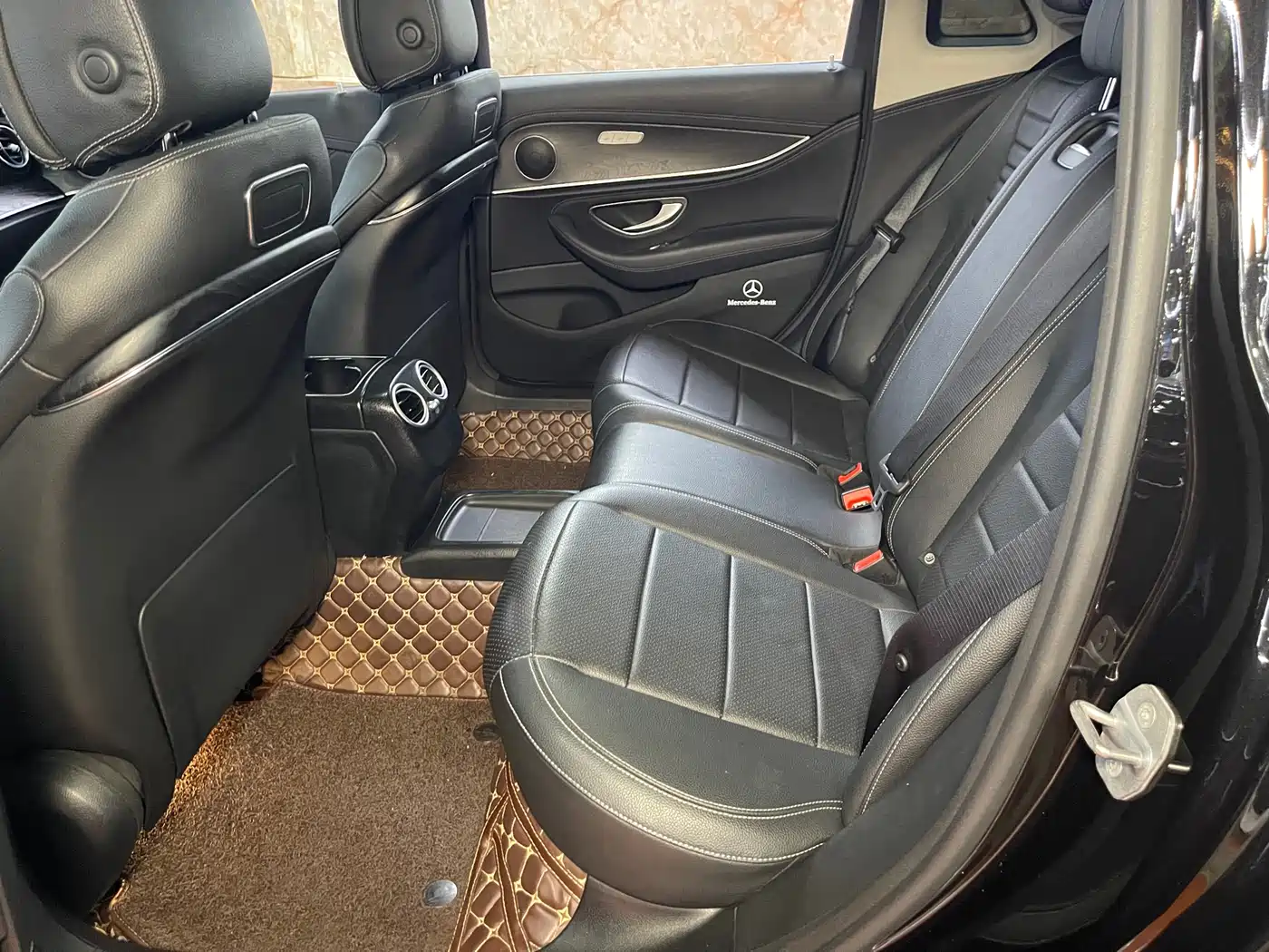 Mercedes-Benz E-Class 2018 E 200 L 4MATIC фото 9