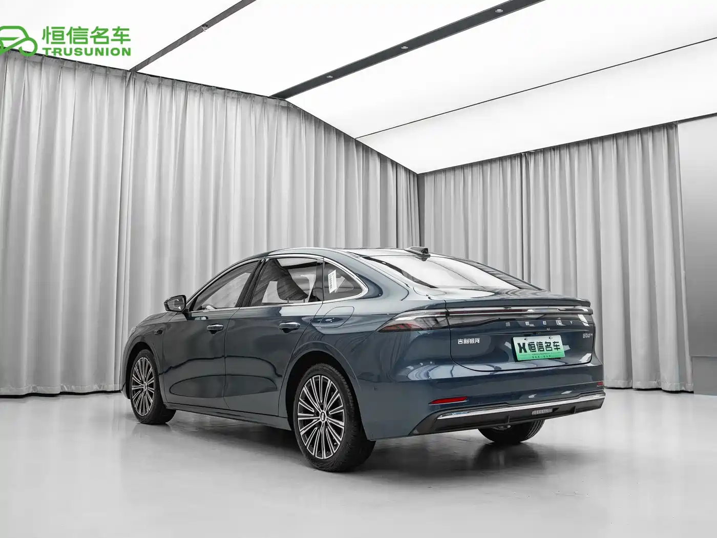 Geely Galaxy Galaxy A7 2025 EM-i фото 6
