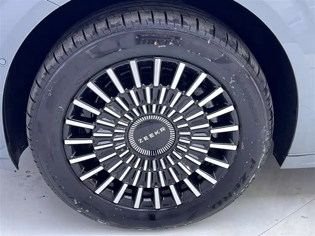 ZEEKR EXTREME KRYPTON 009