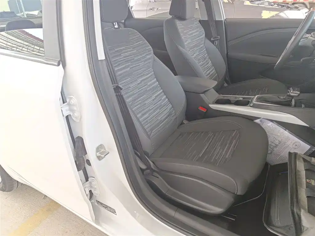 Chevrolet Monza 2024 1.5L Dual-Clutch Enjoyment Edition фото 25