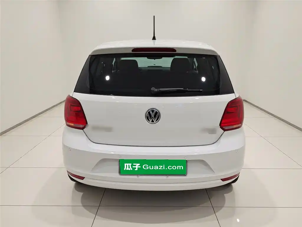 Volkswagen Polo 2016 1.6L Automatic Comfort фото 4