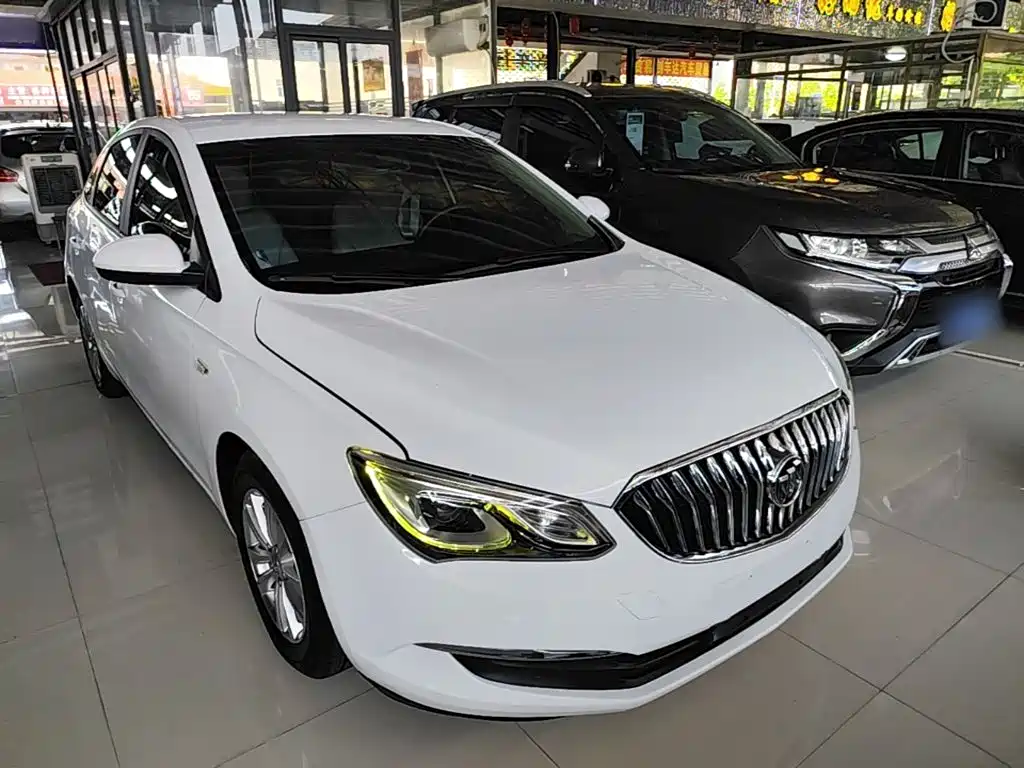 Фото 4 - Buick Excelle