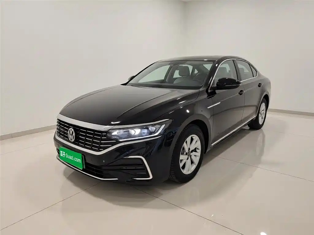 Volkswagen Passat New Energy 2025 430PHEV Hybrid Business Edition