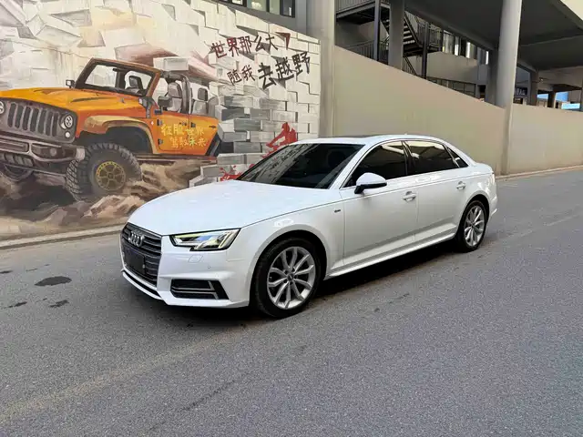 AUDI A4L