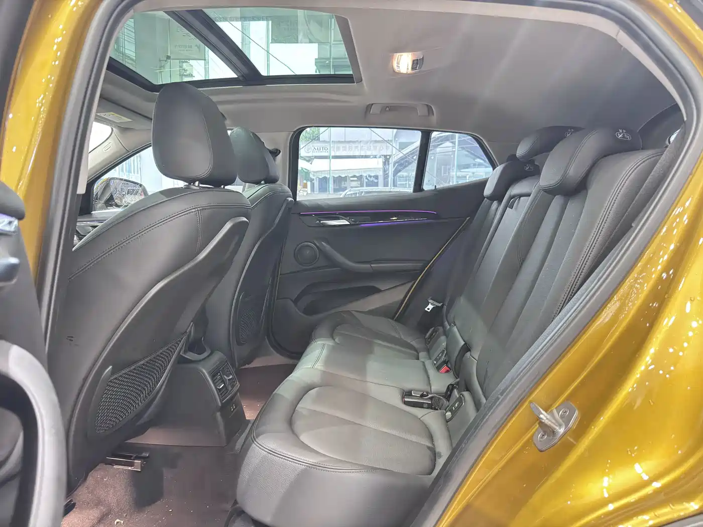 Photo 10 - BMW X2 (Import)