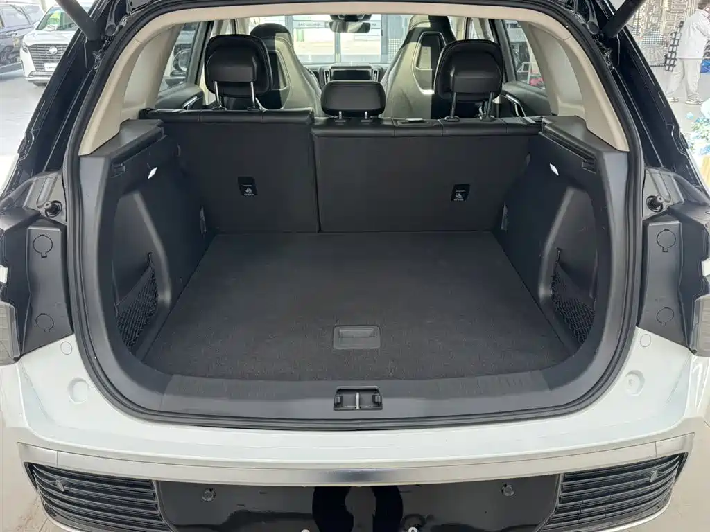 Hongqi HONGQI HS3 PHEV