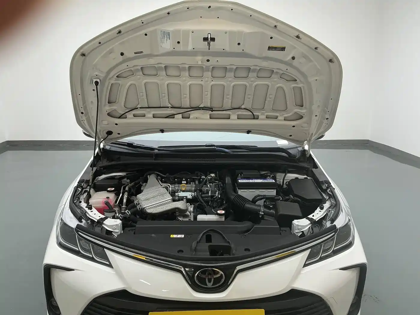 Toyota Corolla 2023 1.2T Pioneer Edition фото 15