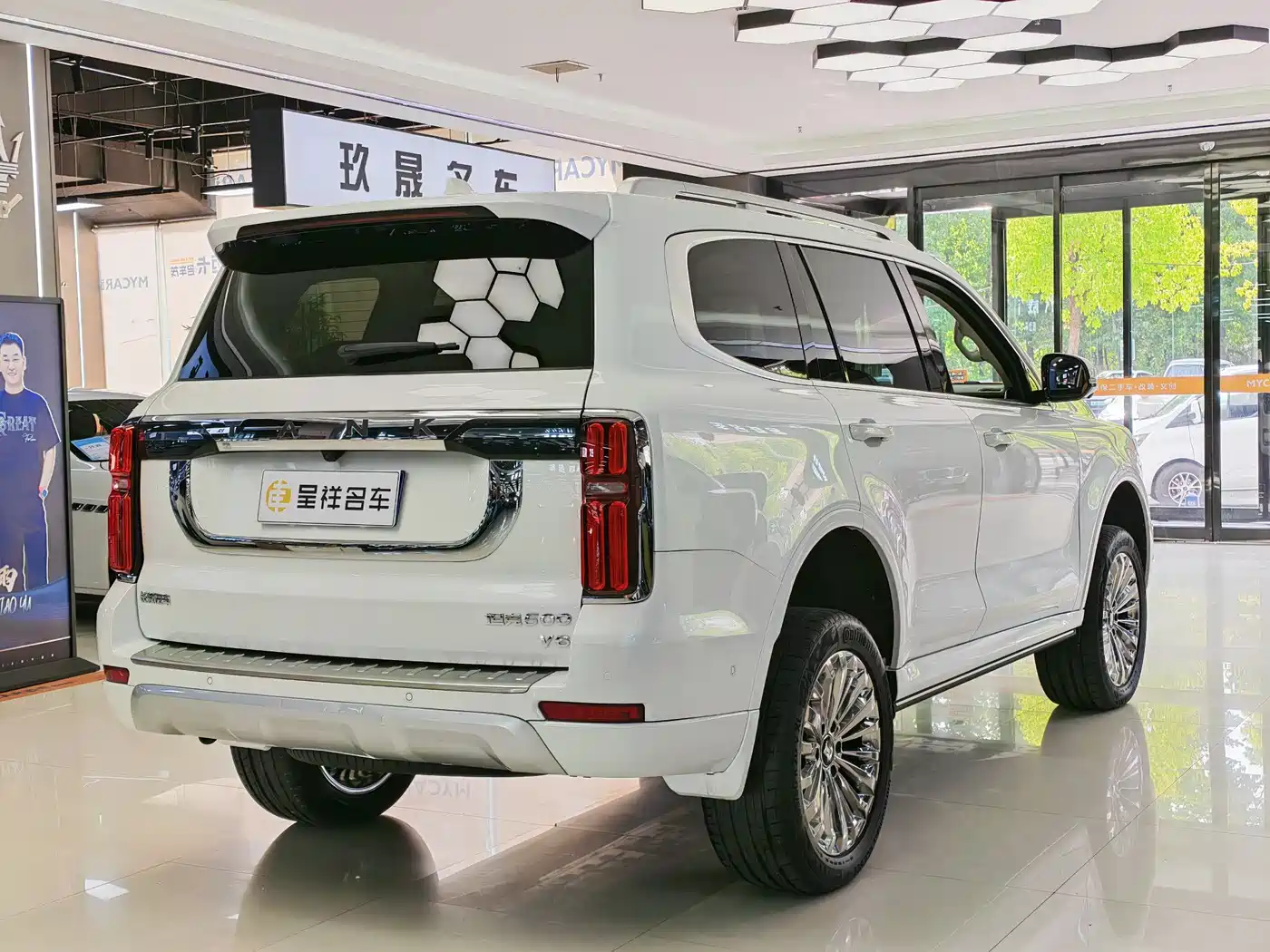 Tank 500 2022 3.0T Business Edition Zaojing 5-Seater фото 6