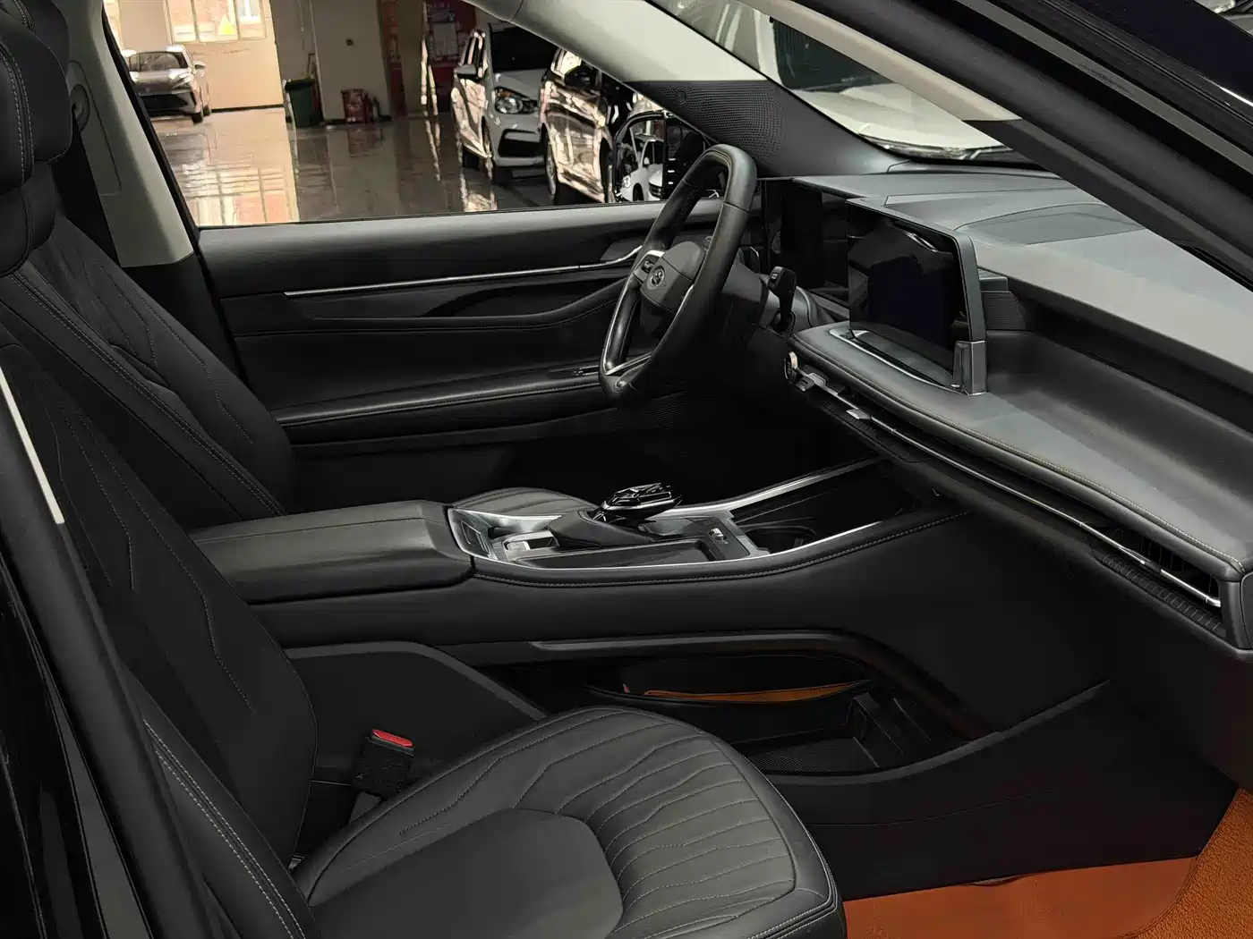 Ford Edge 2025 Edge L 2.0T EcoBoost AWD 7-seater Fashion фото 9