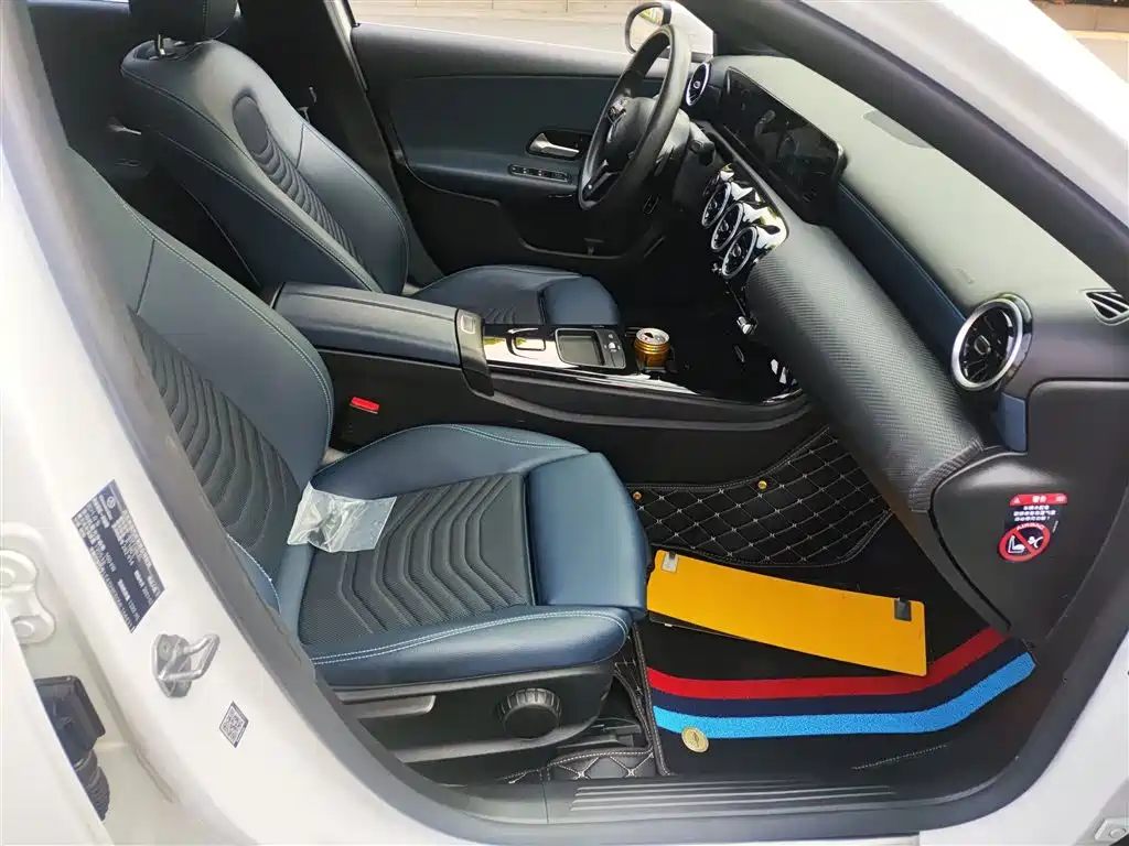 Mercedes-Benz A-Class 2021 A 180 L фото 25