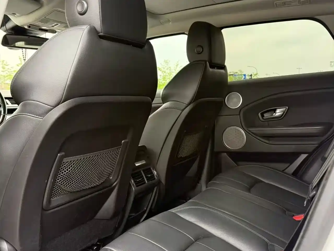 Land Rover Range Rover Evoque 2018 240PS SE Smart Edition фото 6