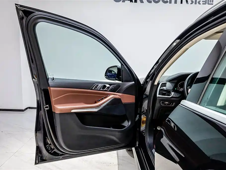 BMW X5 (IMPORTED)