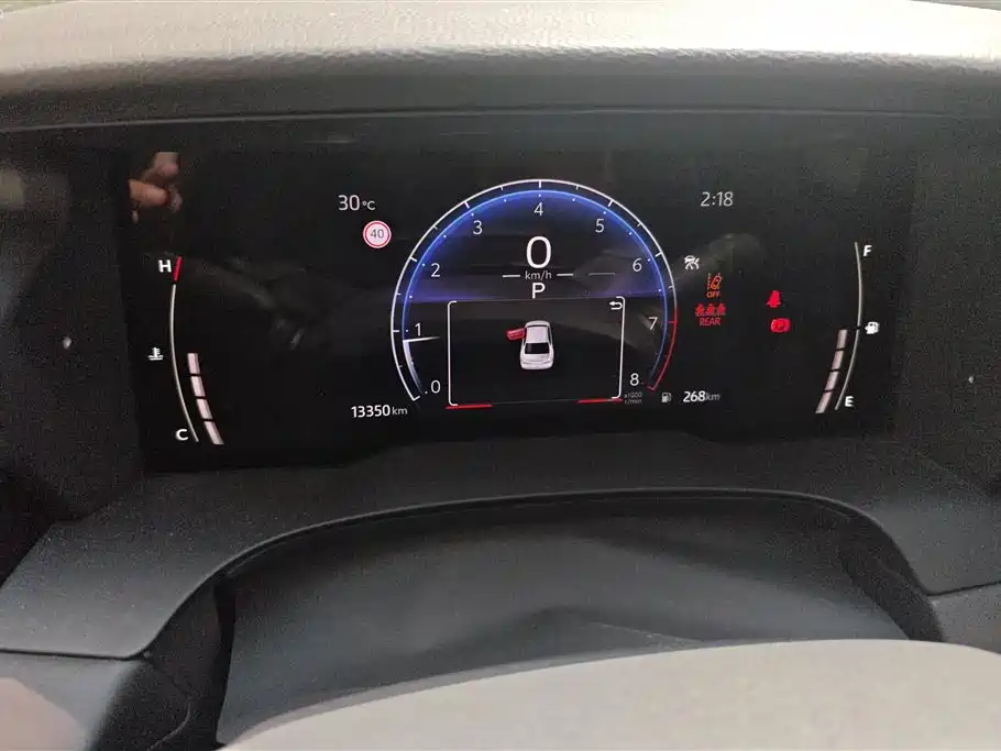 Toyota Camry 2024 2.0E Elite Edition фото 14