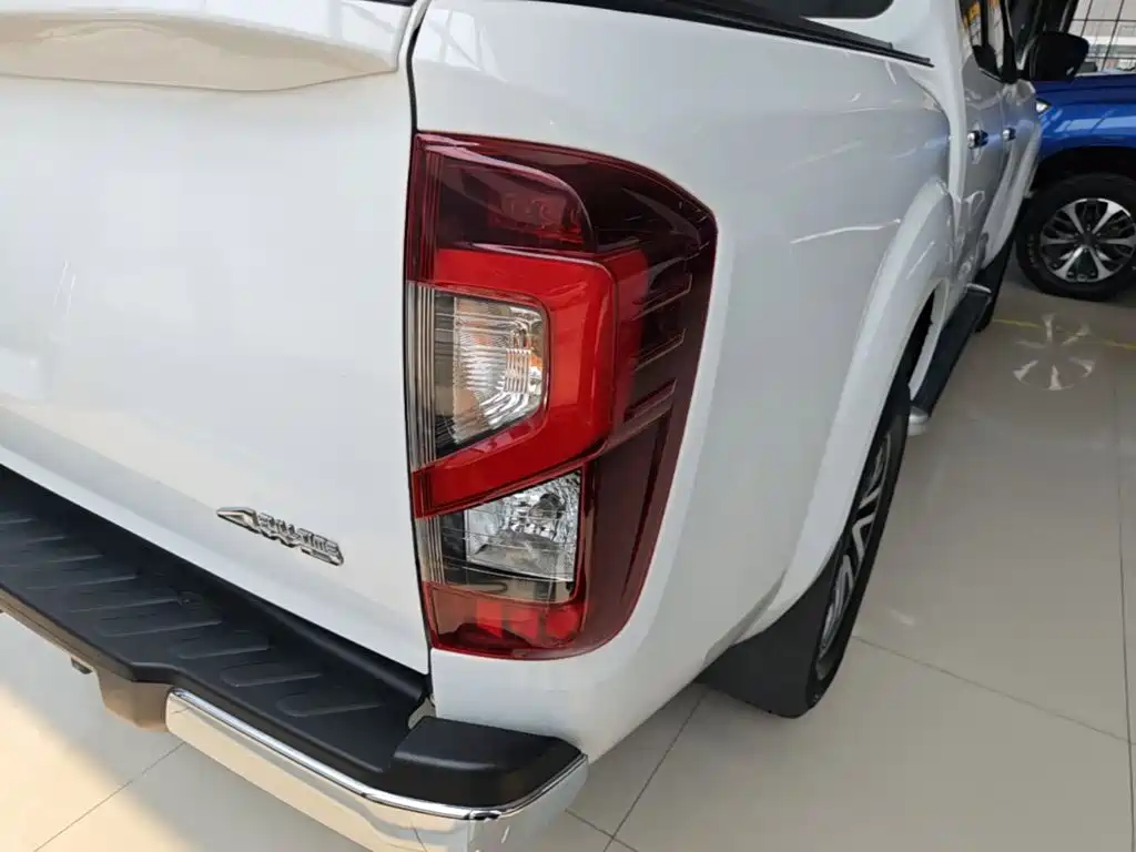 Nissan Navara, миниатюра 8